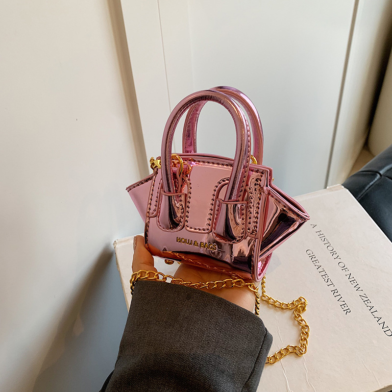 Trendy mini-oortelefoontas Cro - Leatherwork Wallet recensie en prijs